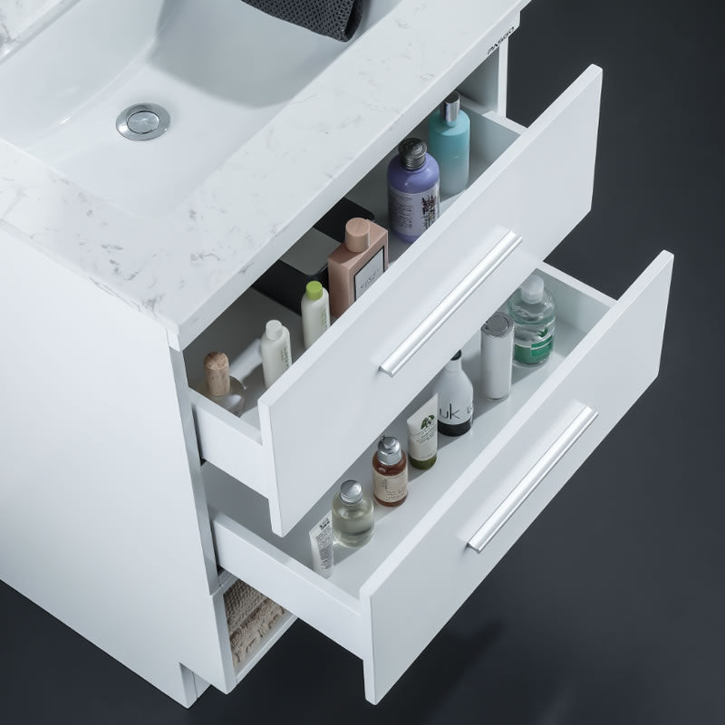 Himmel 24" Freestanding Bathroom Vanity with Carrara Quartz Top and Porcelain Undermount Sink