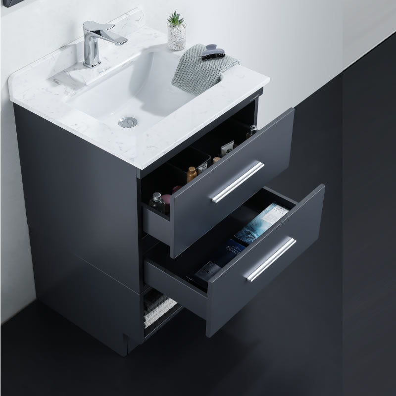 Himmel 24" Freestanding Bathroom Vanity with Carrara Quartz Top and Porcelain Undermount Sink