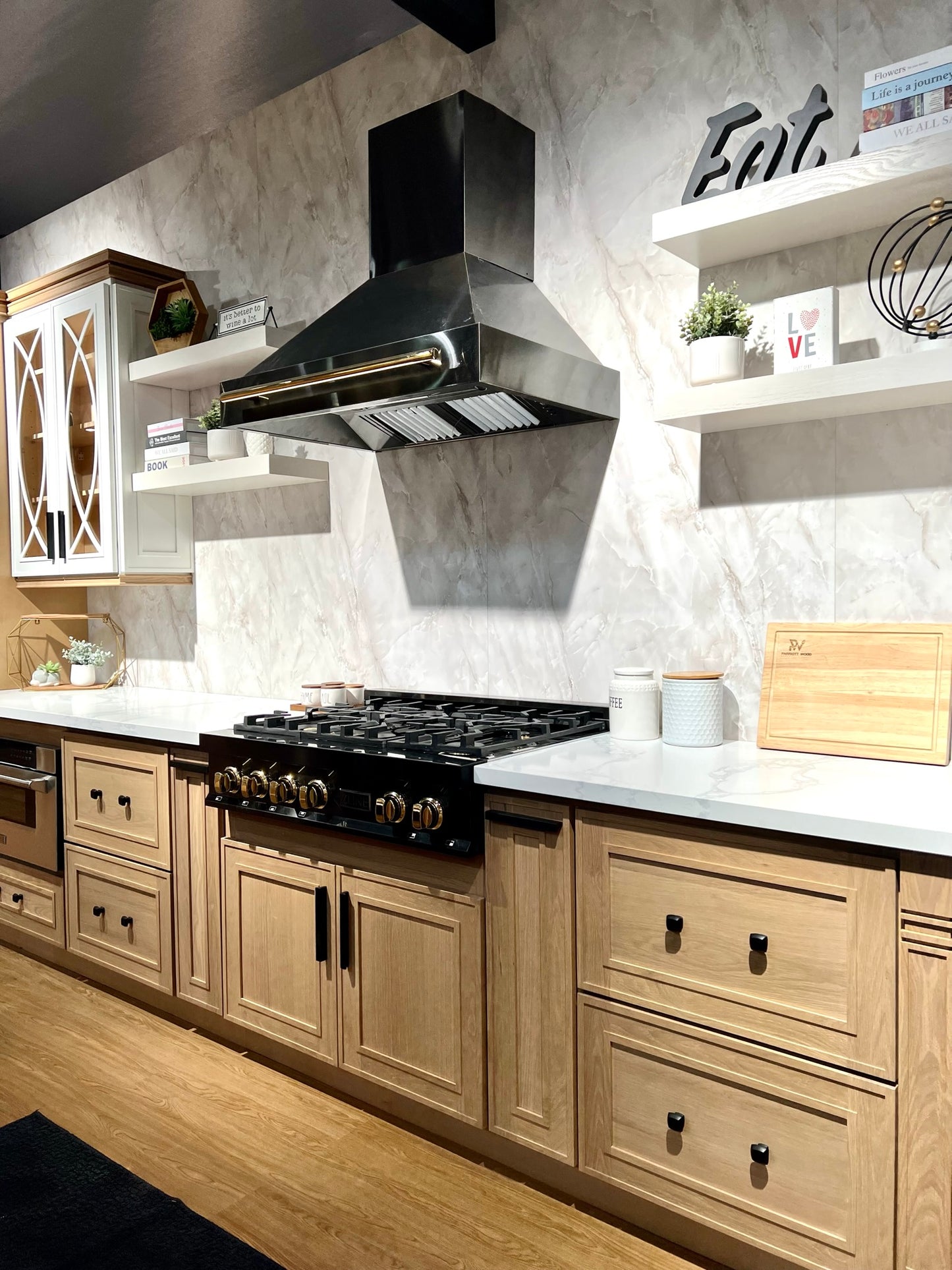 Elegant Shaker Oak