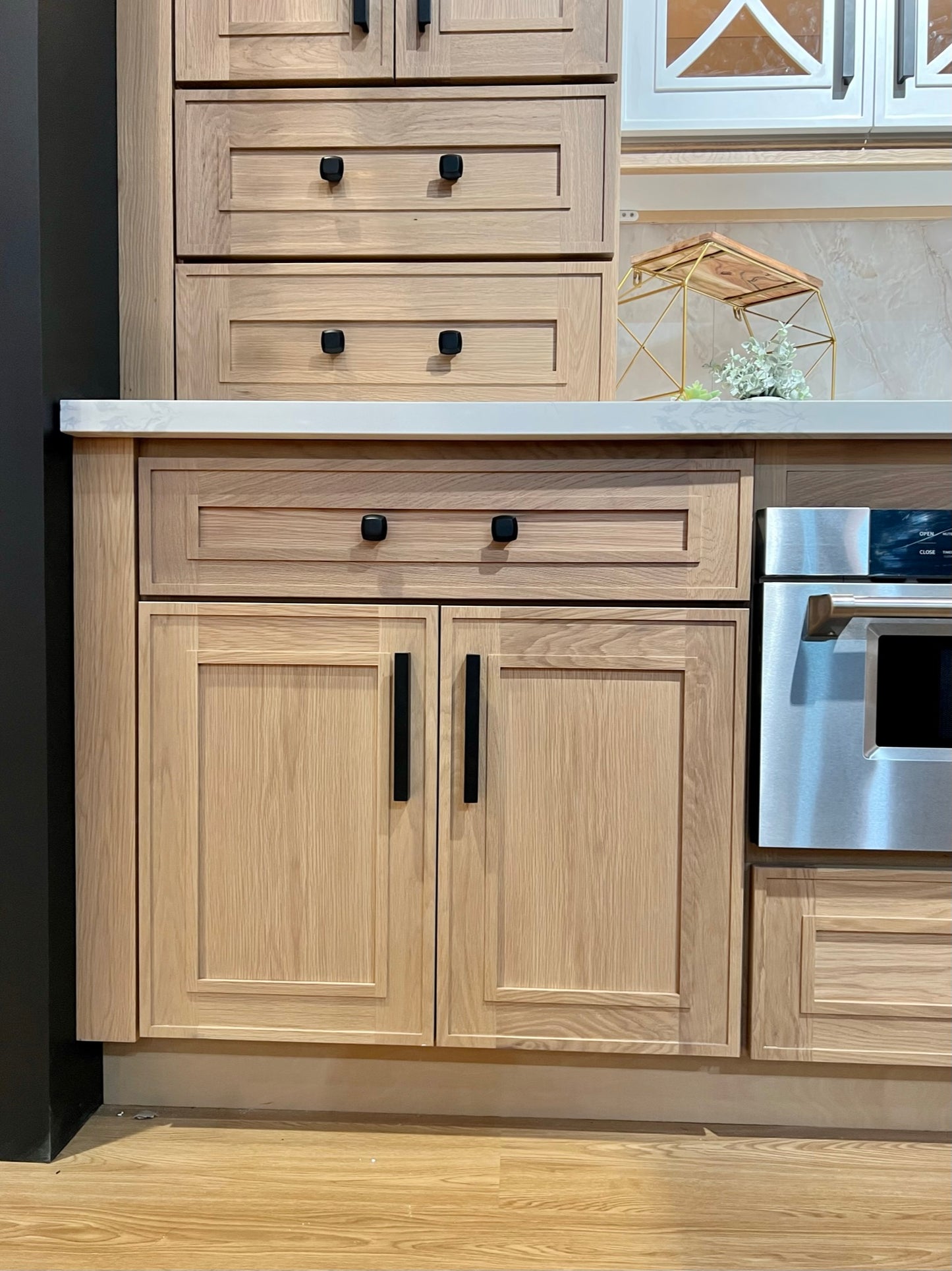 Elegant Shaker Oak