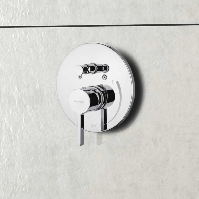 Filip Shower & Tub Combo Faucet