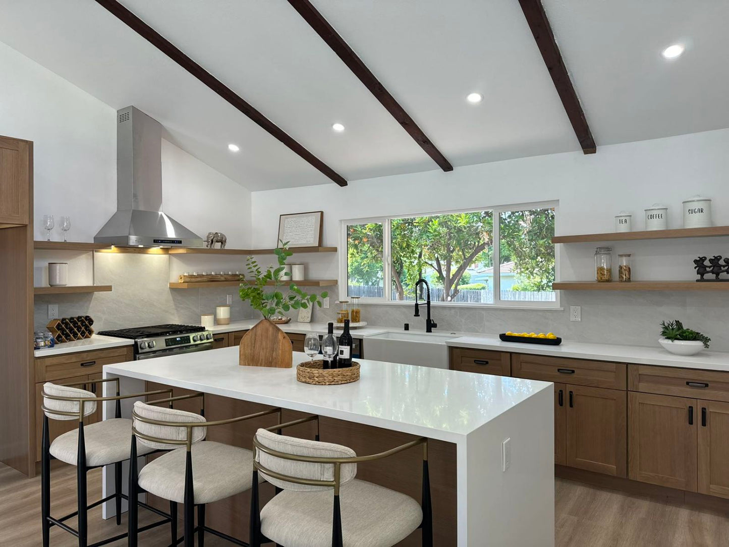 Hamlet White Oak Shaker