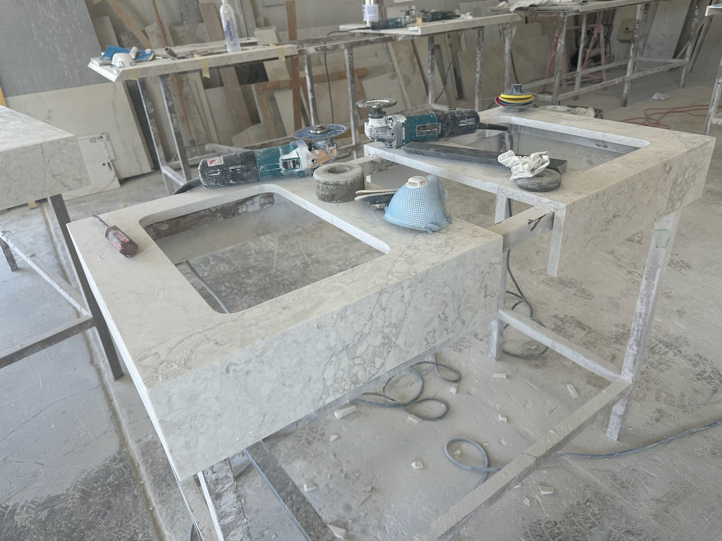 Calacatas Pietra Quartz Slab