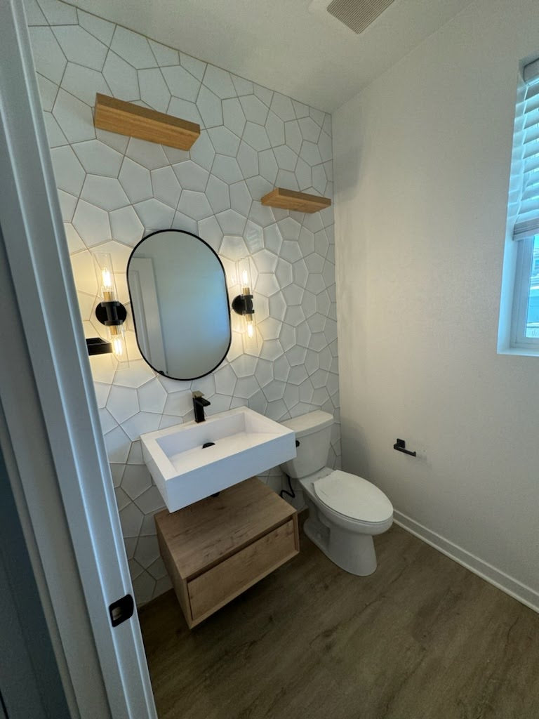 Alysa 24" Wall Mounted Bathroom Vanity with Reinforced Acrylic Integrated Sink Top