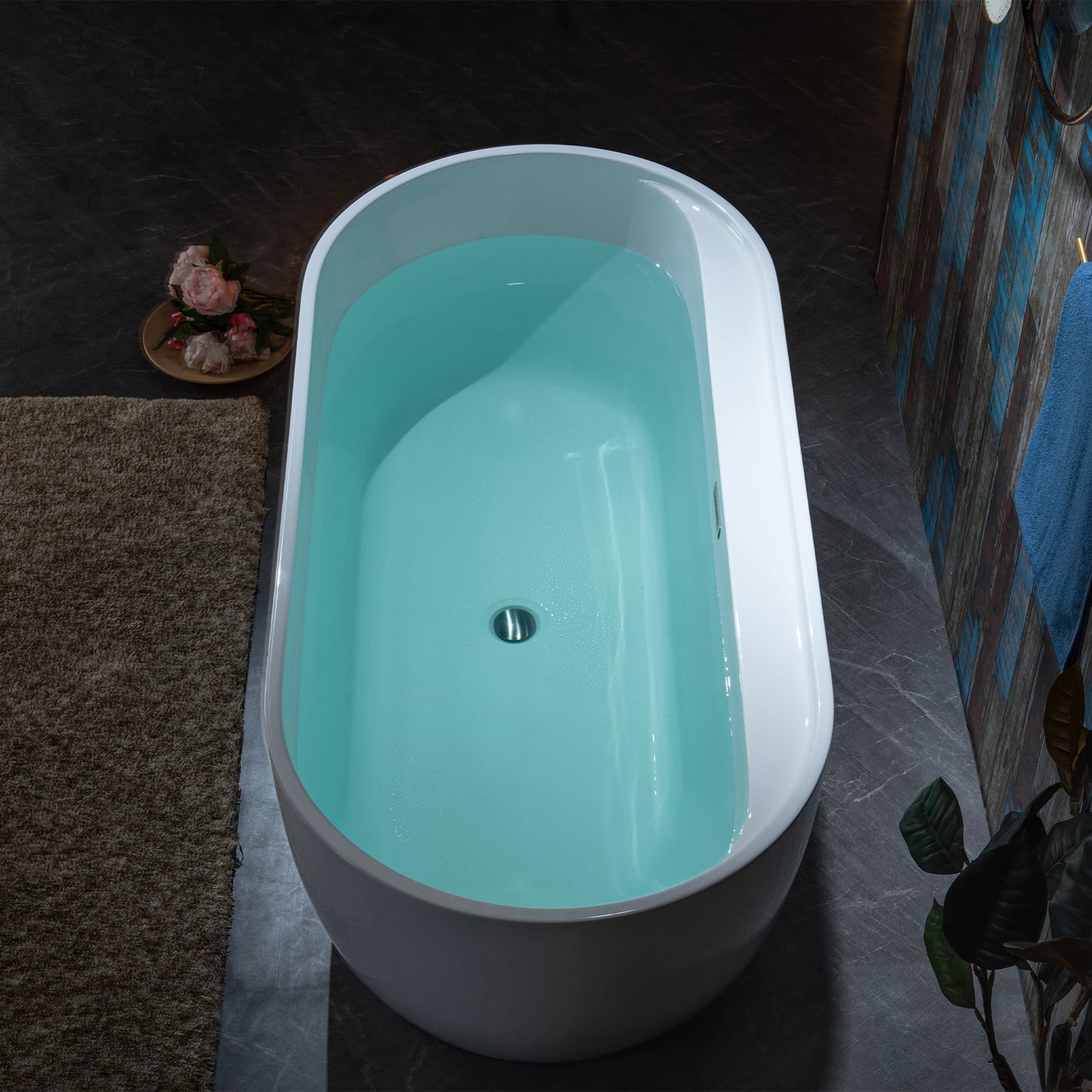 Aura 67" Freestanding Bathtub