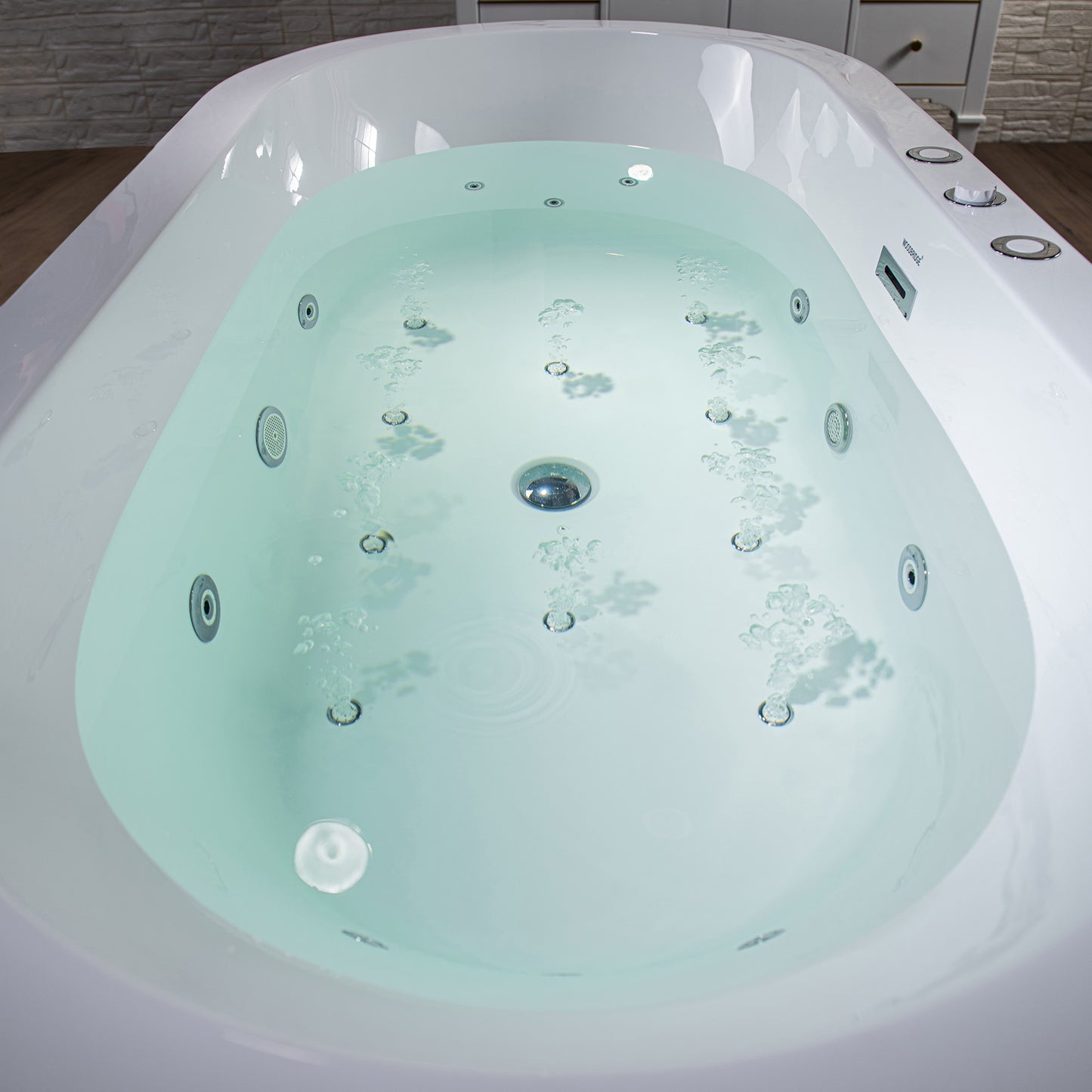 Uzu 67" Freestanding Whirlpool Bathtub
