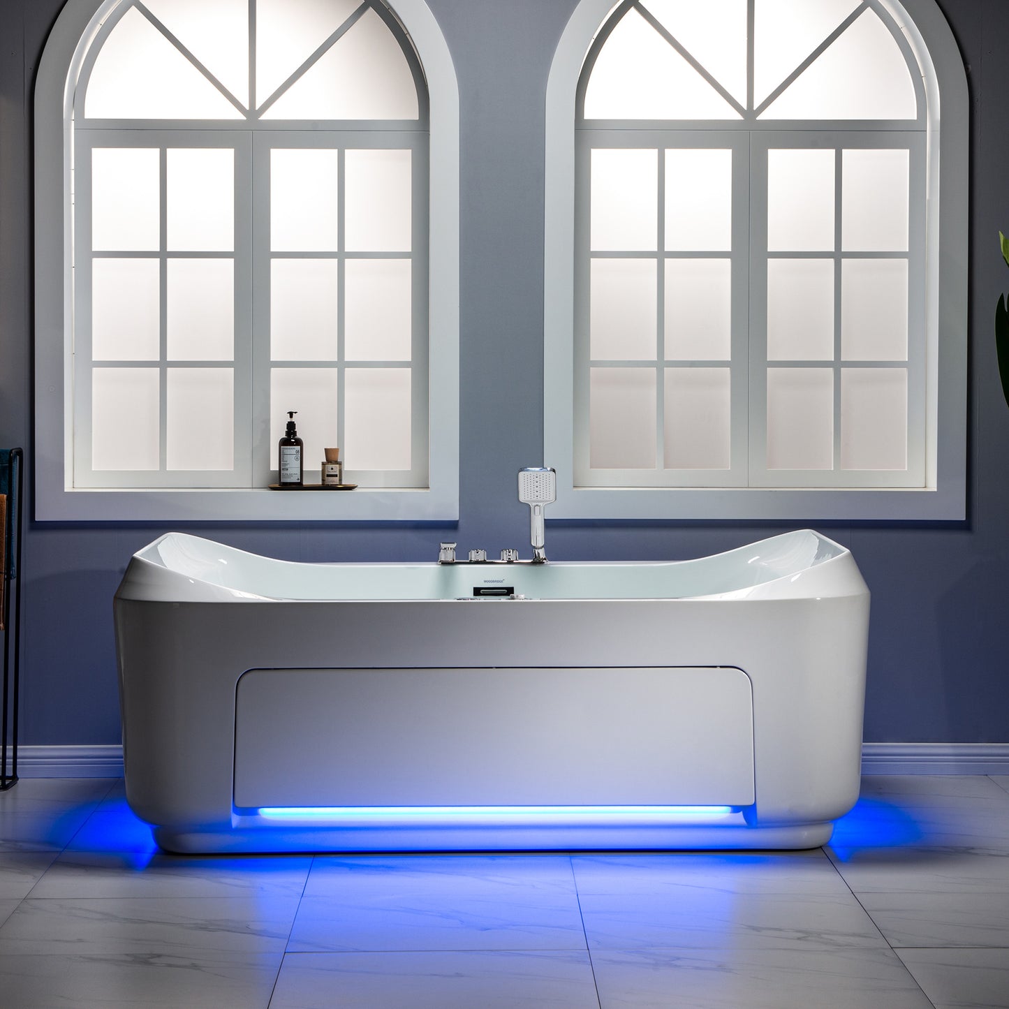 Ghumta 71" Freestanding Whirlpool Bathtub