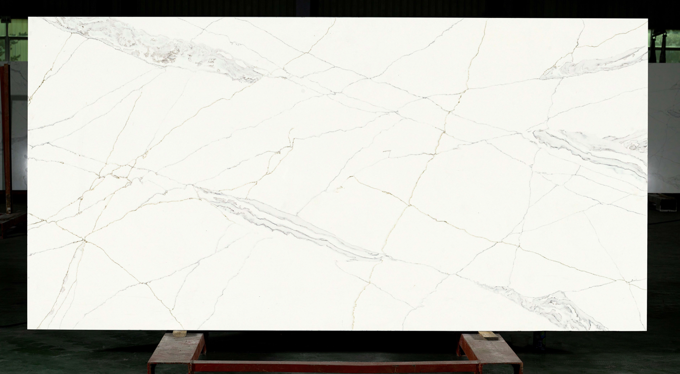 Calacatta Verona Quartz Slab