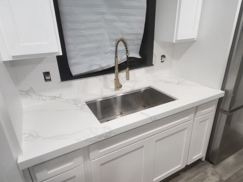 Mina De Oro Sintera Silica-Free Quartz Slab