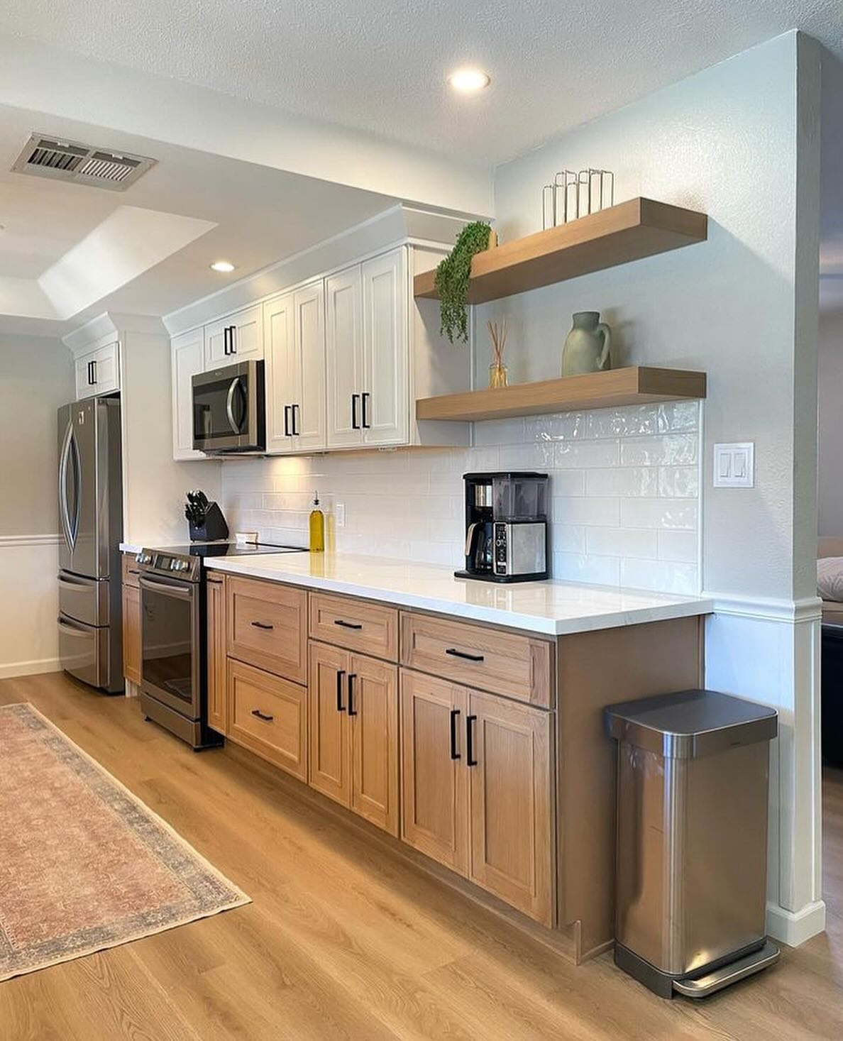 Elegant Shaker Oak