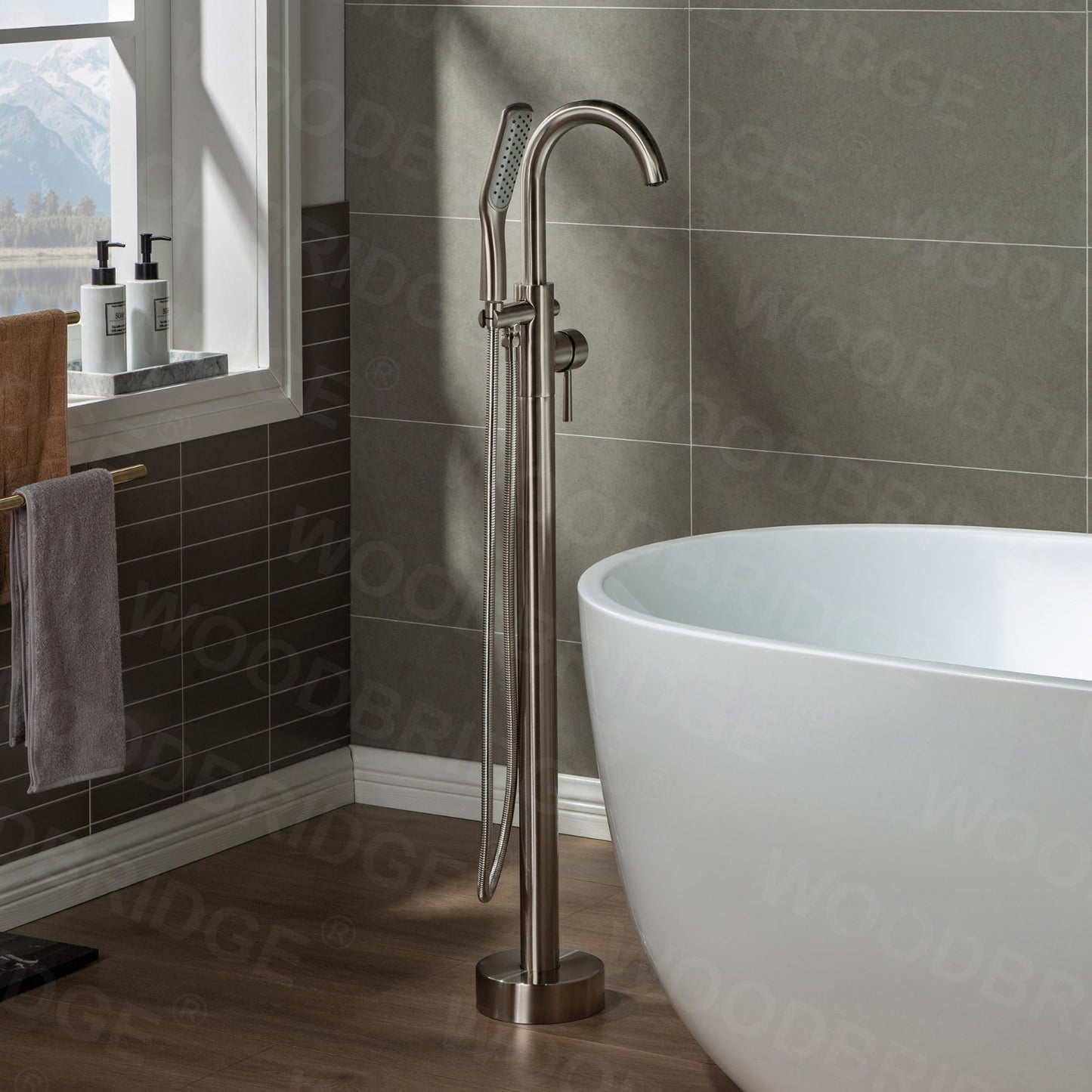 Elmira Freestanding Tub Faucet