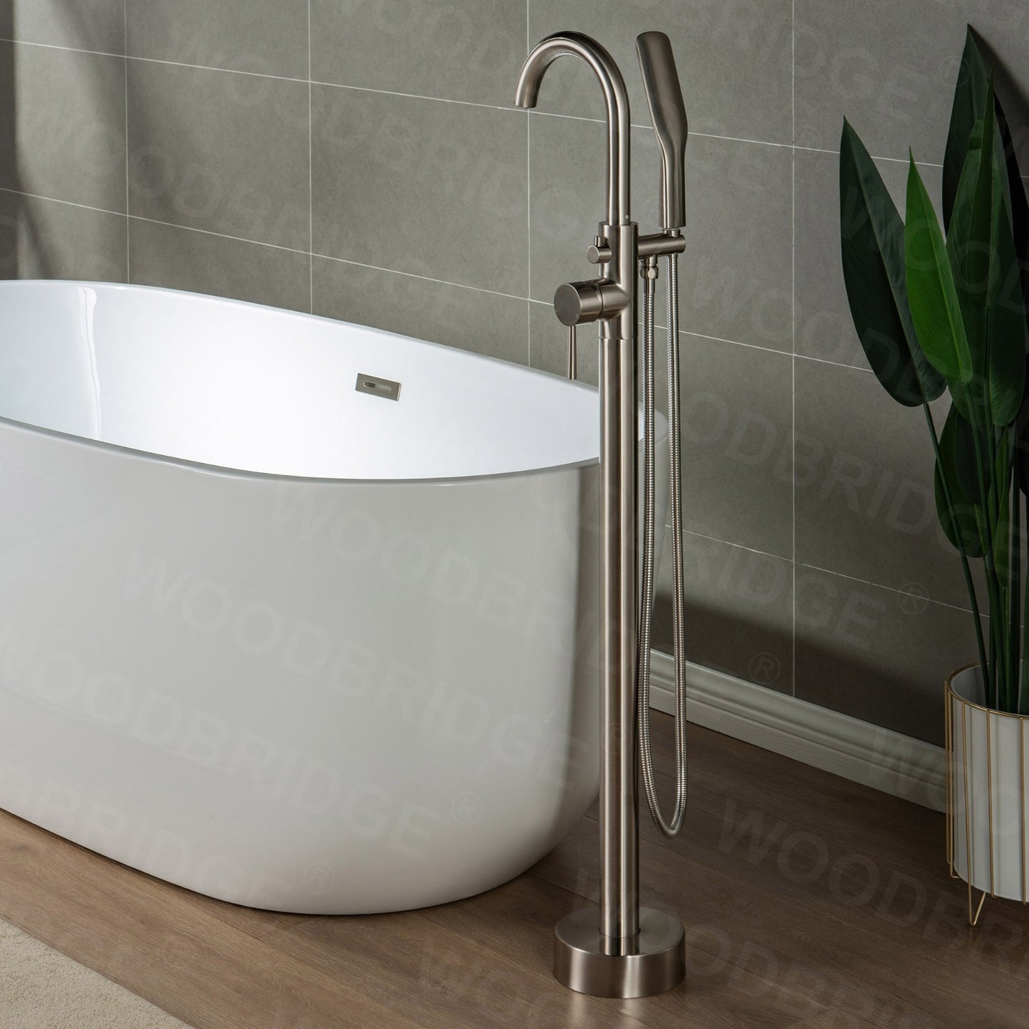Elmira Freestanding Tub Faucet