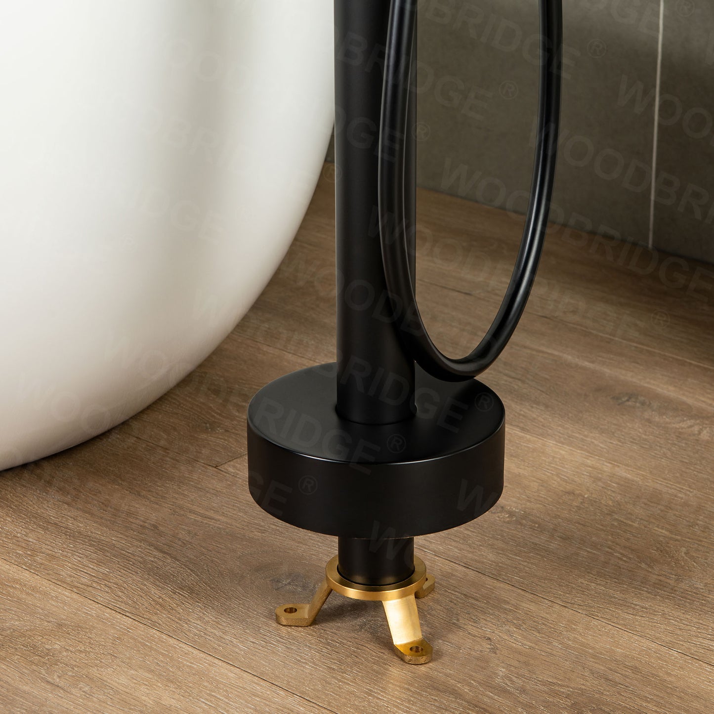 Azalea Freestanding Tub Faucet