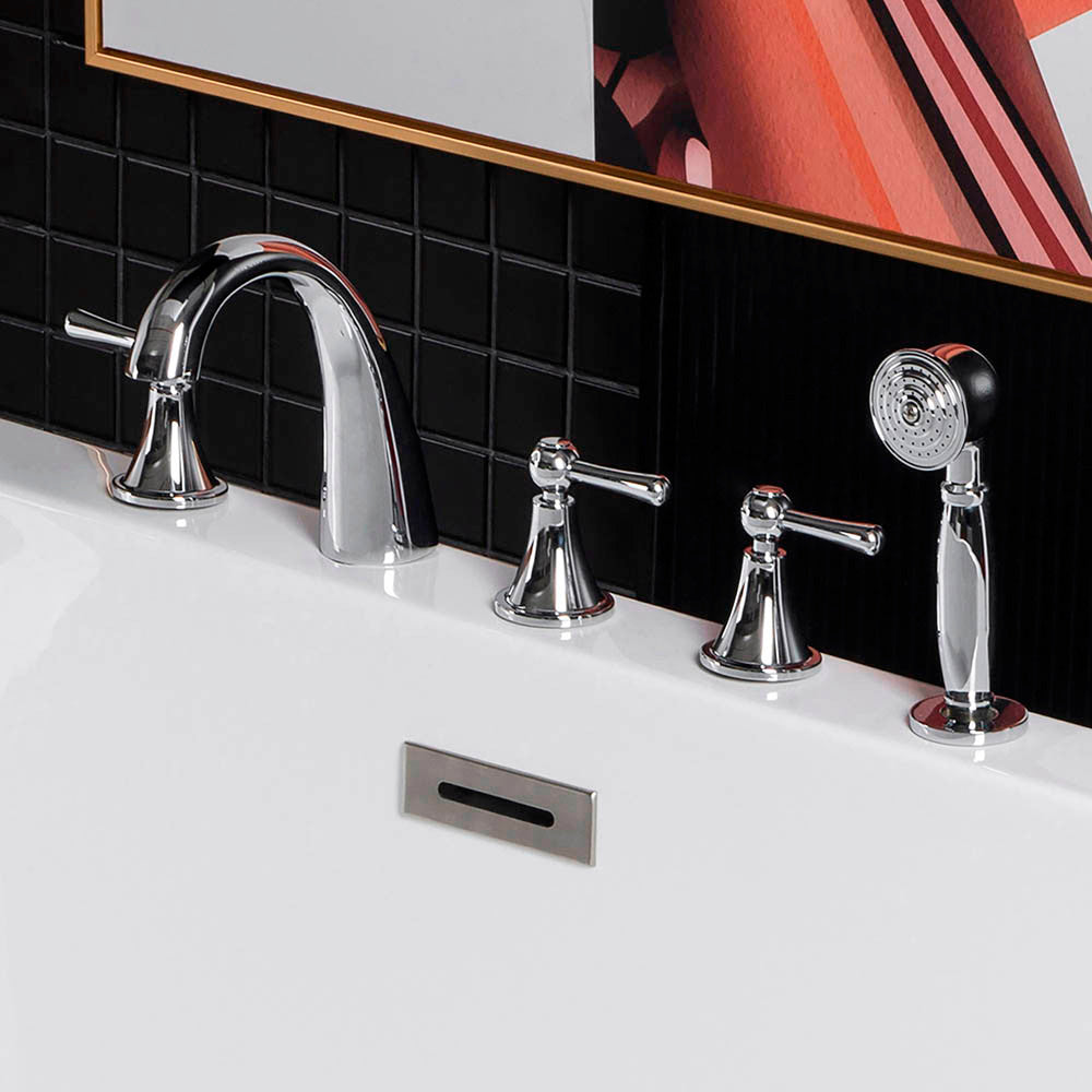 Hessa Deck Mouted Tub Faucet