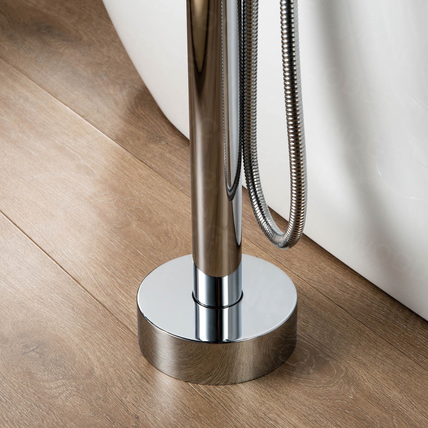 Elva Freestanding Tub Faucet
