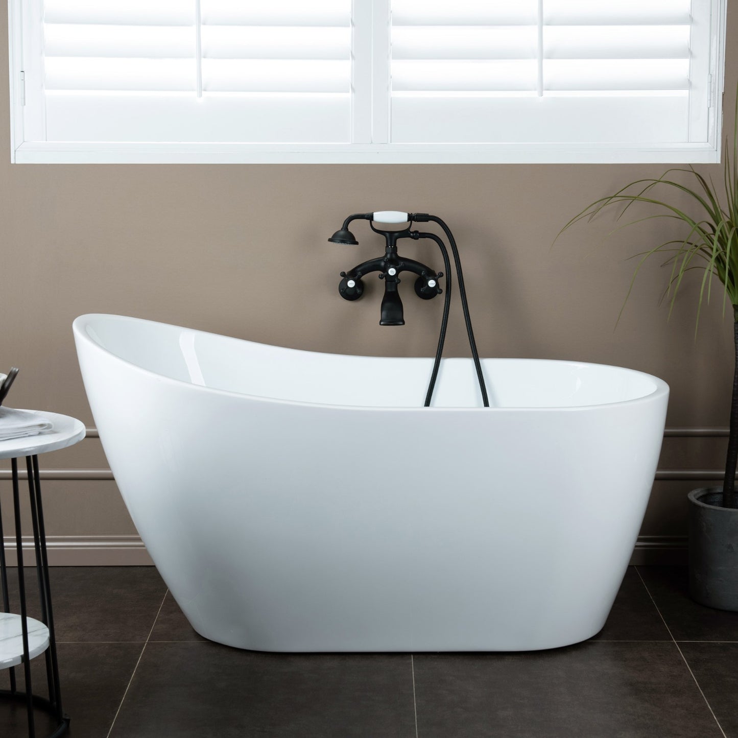 Ildri Wall Mounted Bathtub Faucet