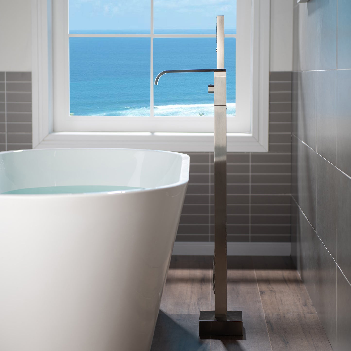 Imala Freestanding tub Faucet