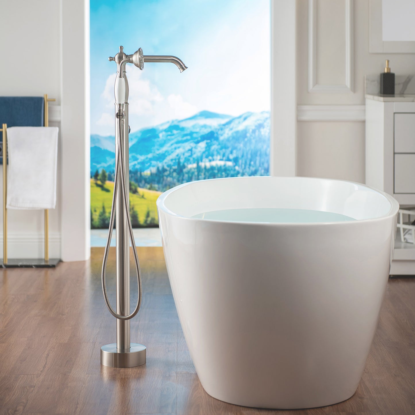 Inari Freestanding tub Faucet