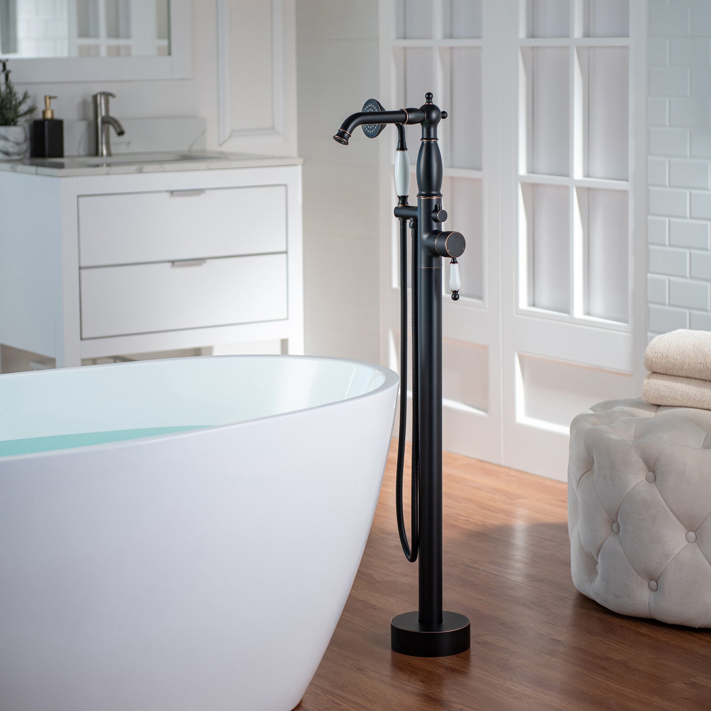Inari Freestanding tub Faucet