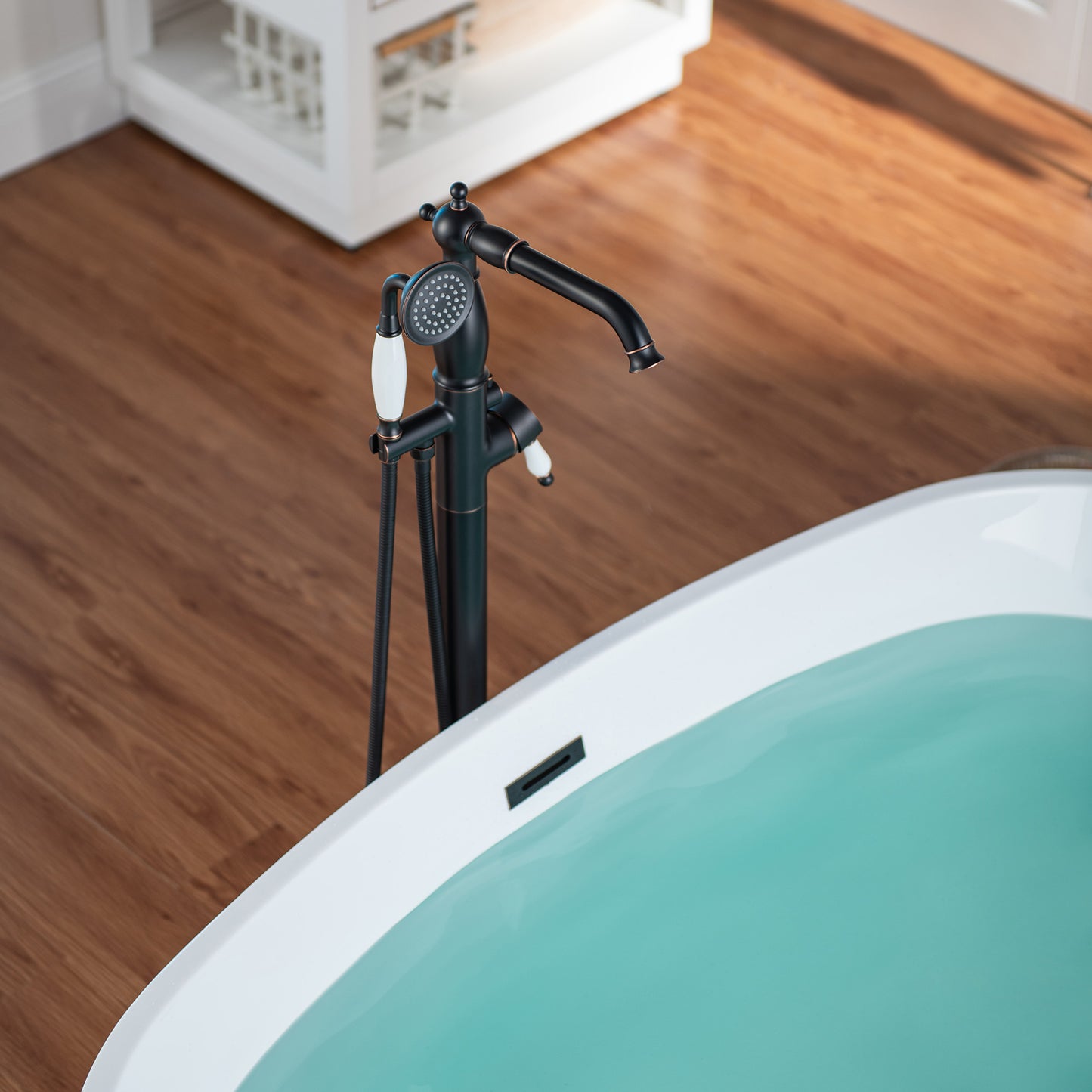 Inari Freestanding tub Faucet