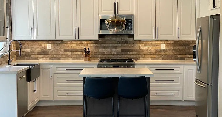 Frosty White Raised Panel