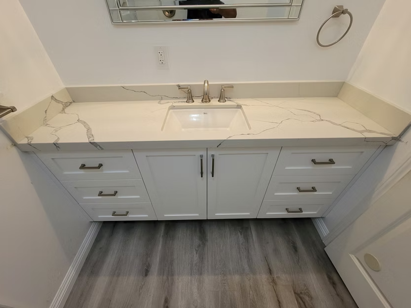 Calacatta Cielo Quartz Slab
