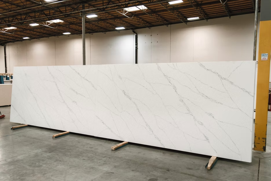 Calacatta Everest Quartz Slab