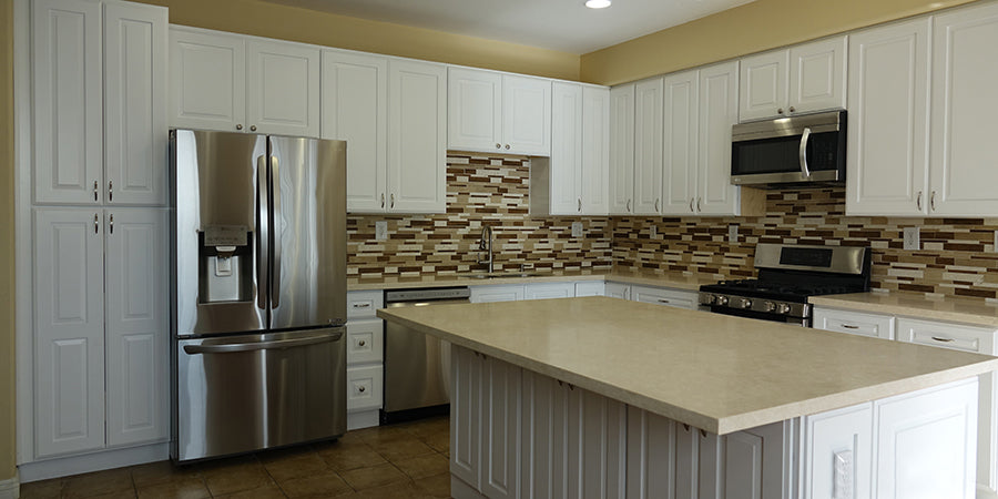 Madison Hillcrest White Raised Panel