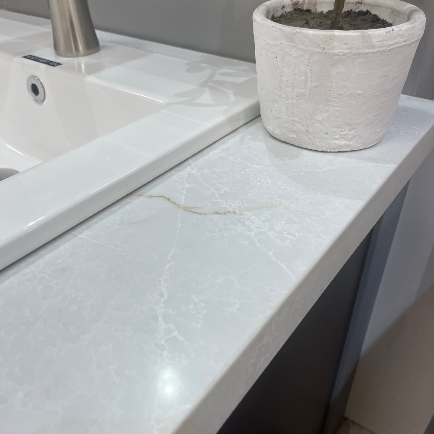Golden Royal Quartz Slab