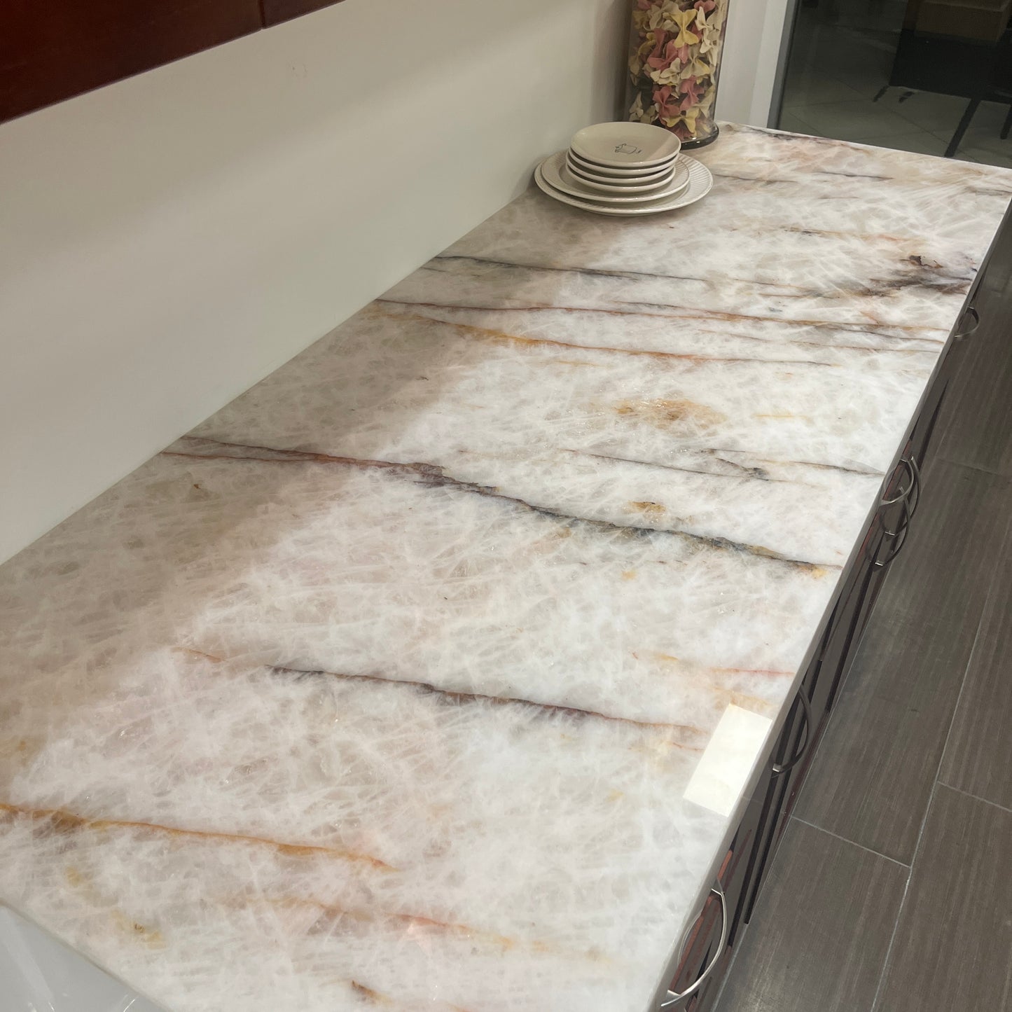 Cristallo Quartzite Slab