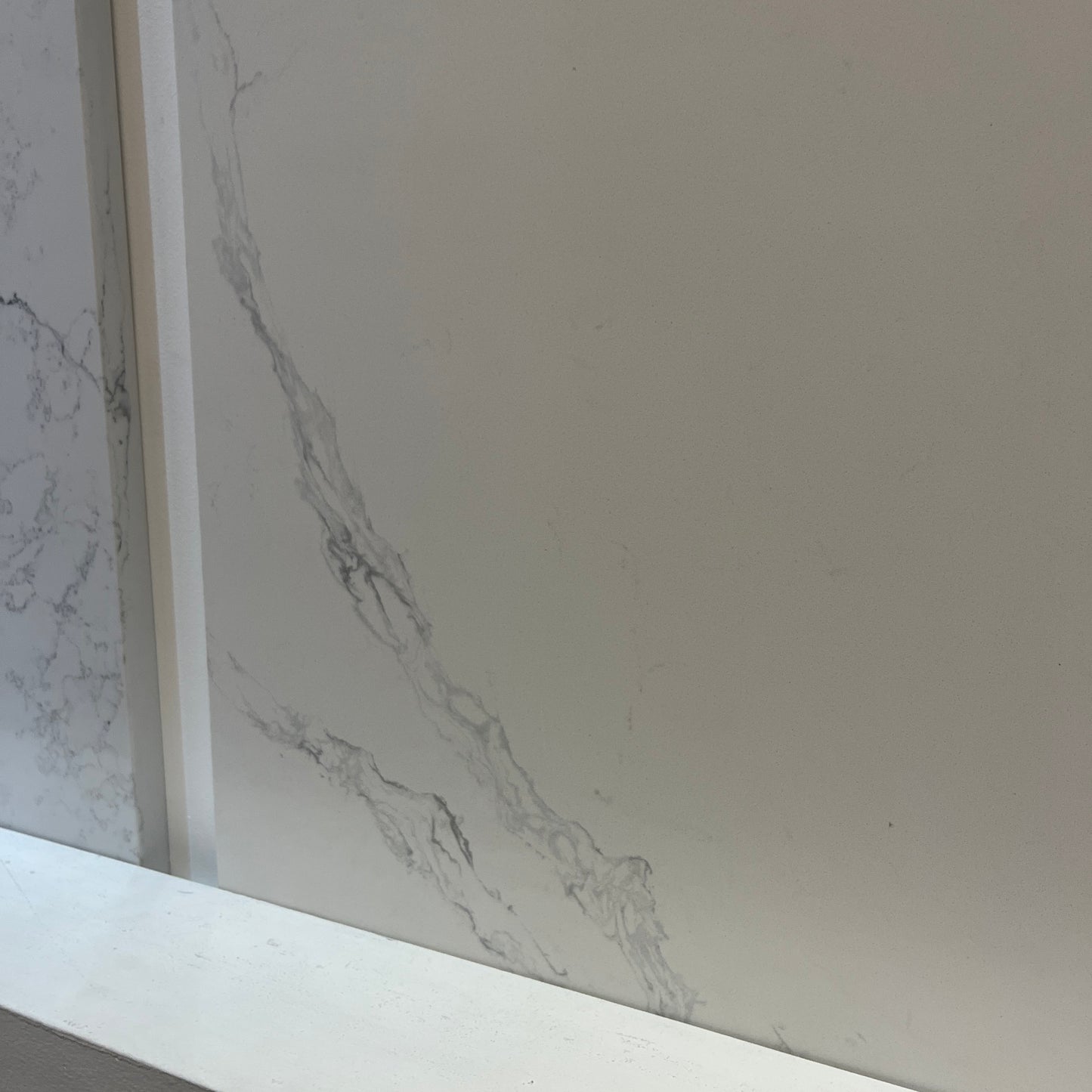 Calacatta Ivy Quartz Slab