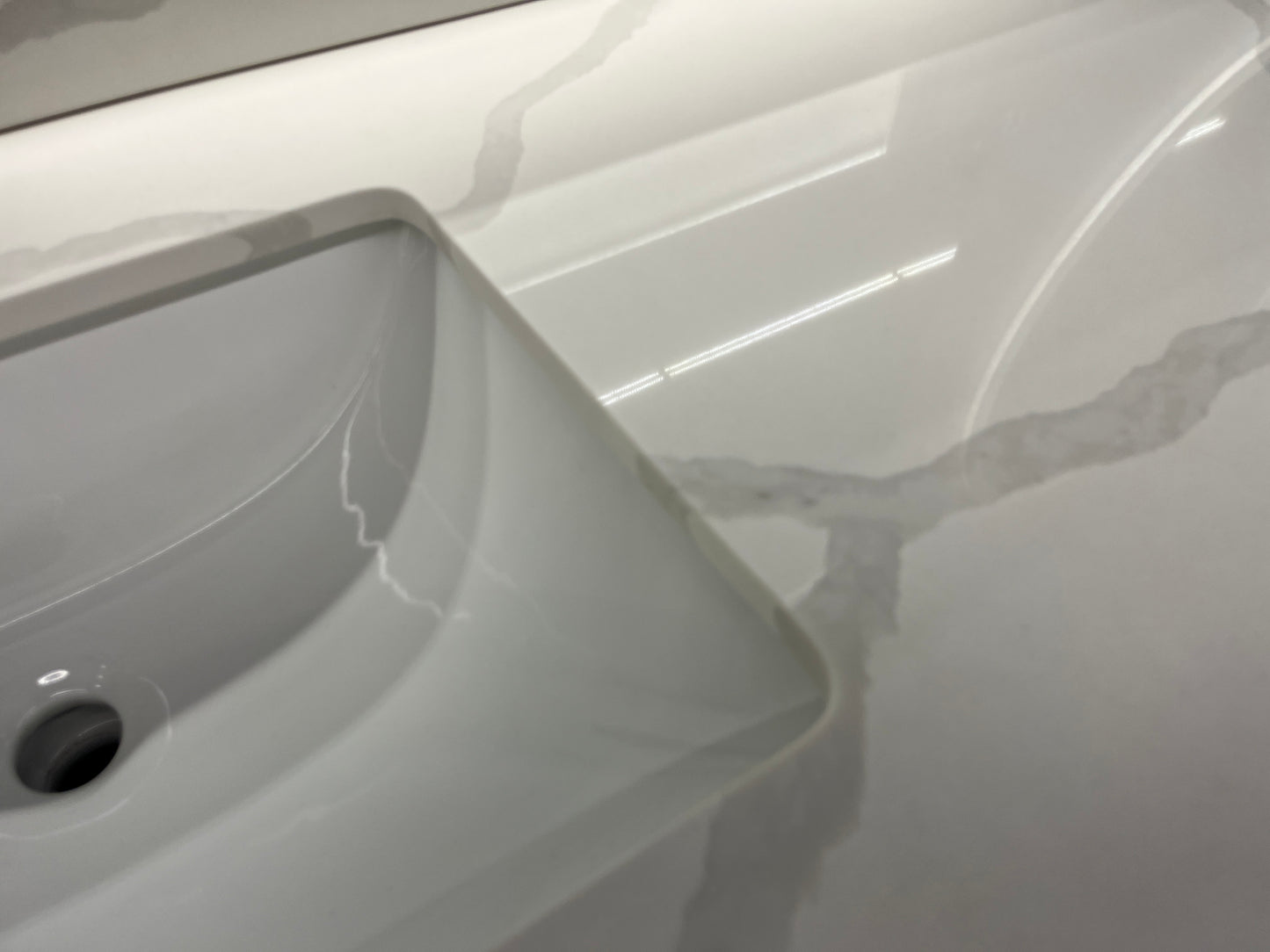 Calacatta White Quartz Vanity Top