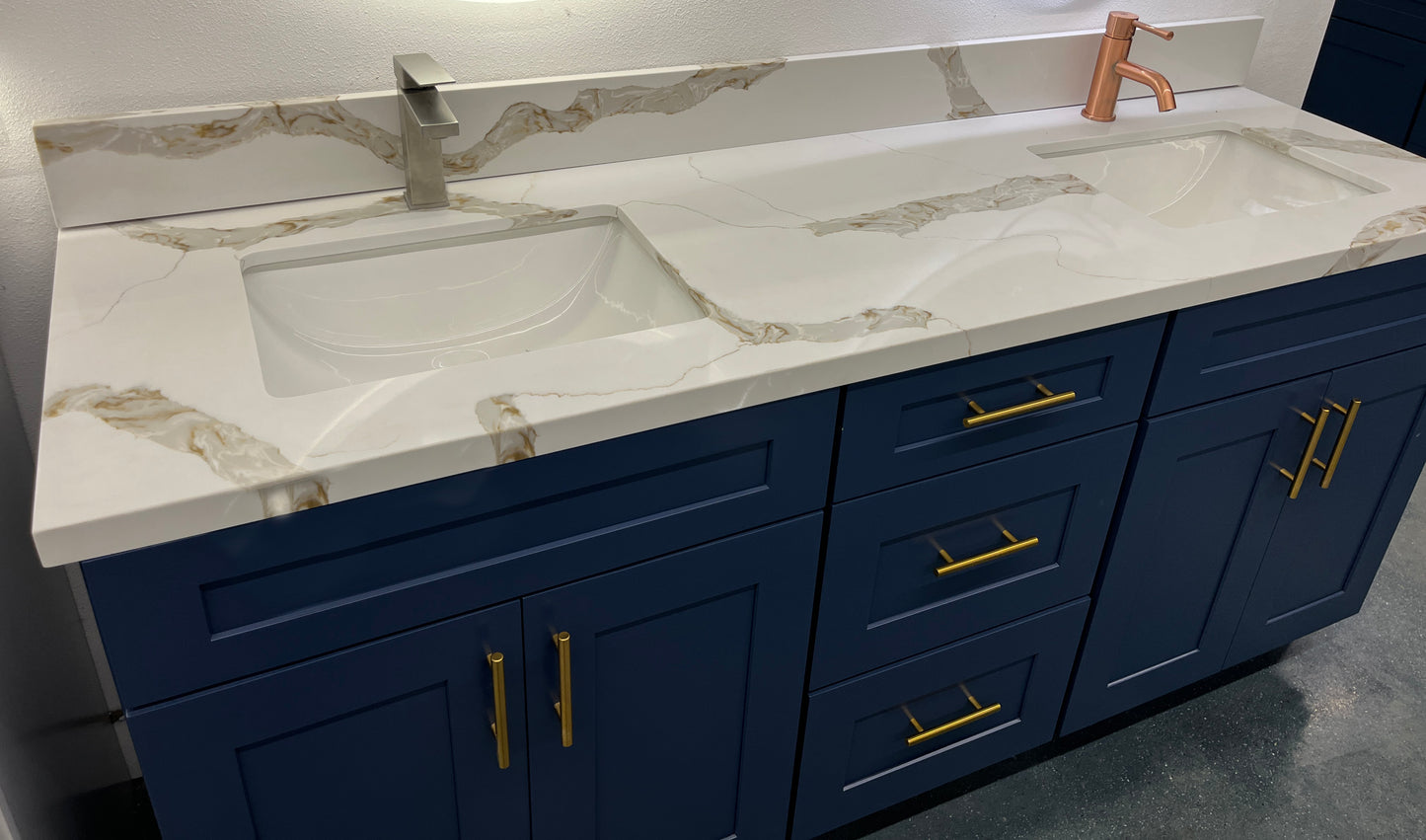 Calacatta Gold Quartz Vanity Top