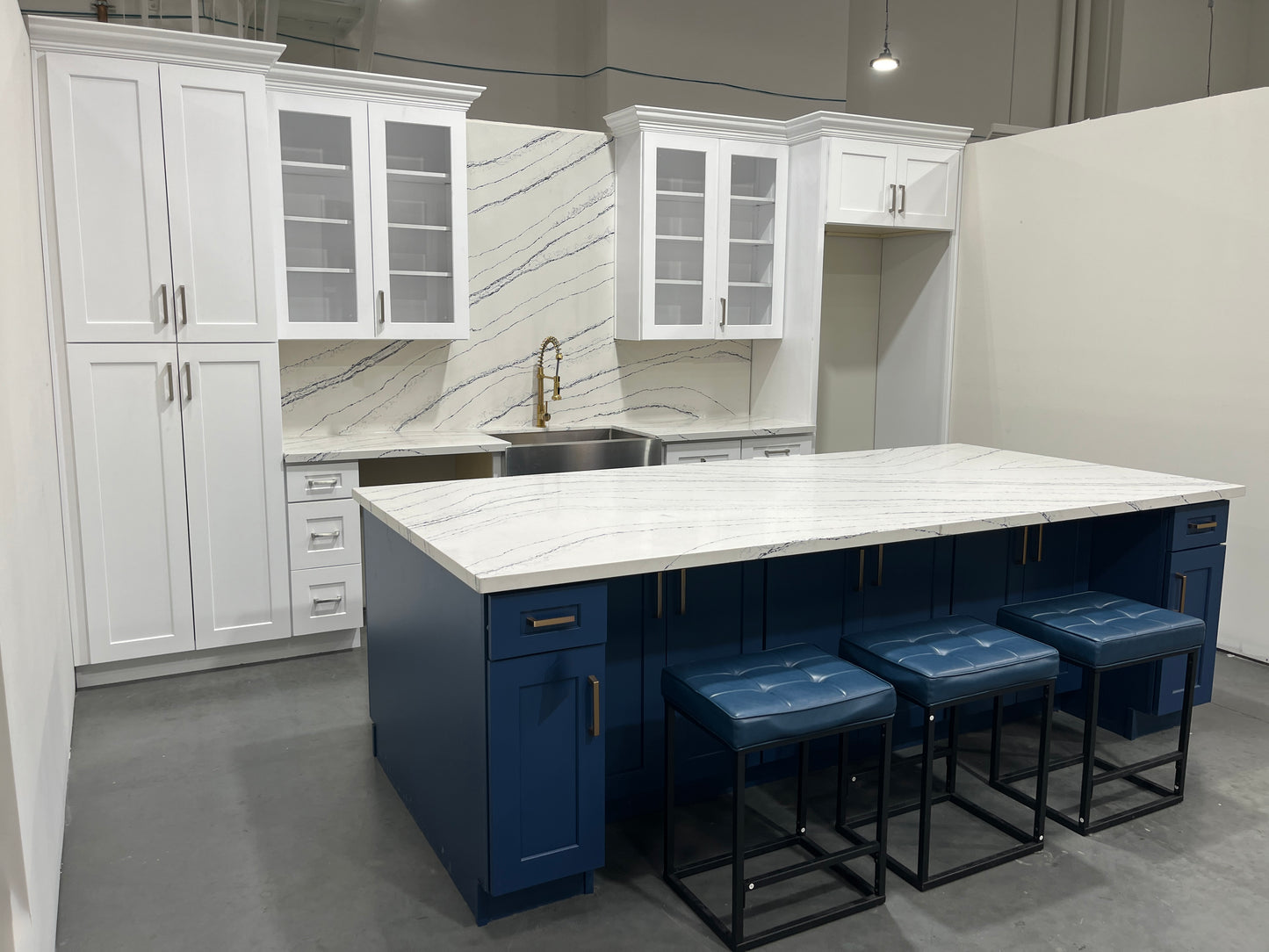 White Tiger Quartz Slab