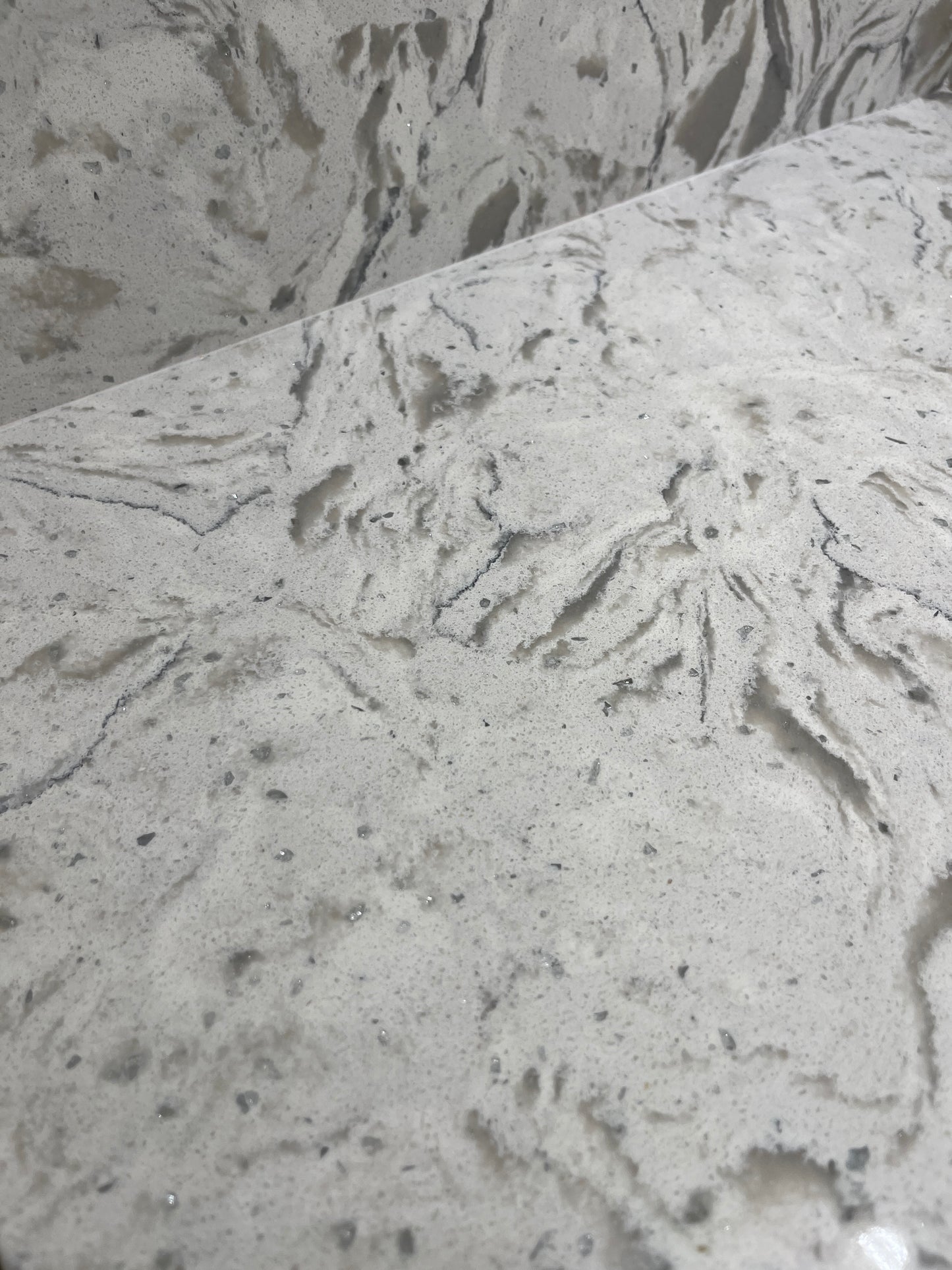 White Cloud Quartz Slab
