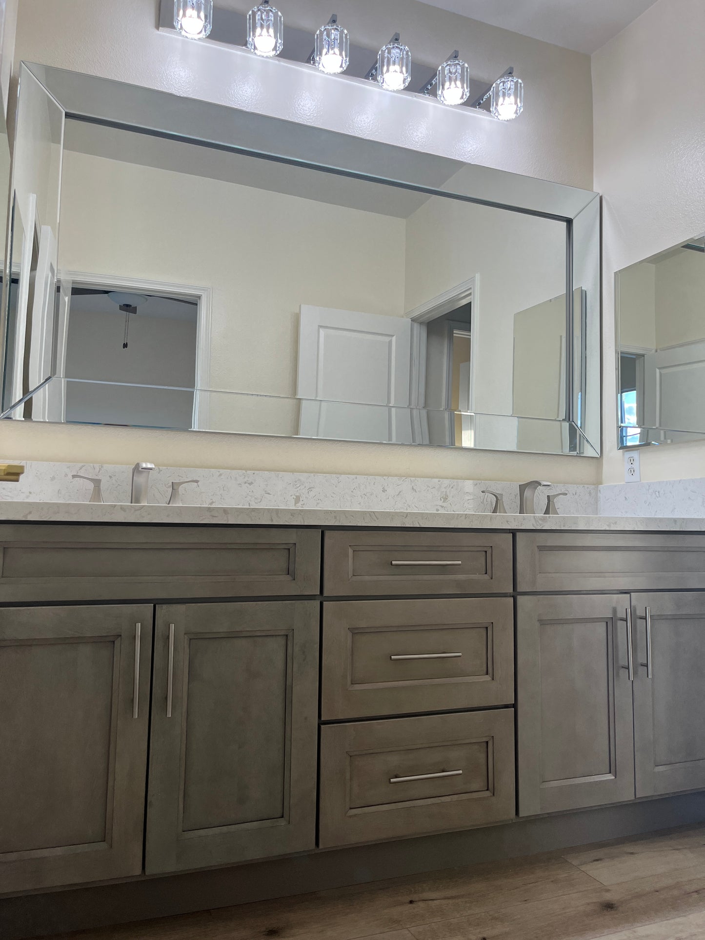 Ash Brown Double Shaker