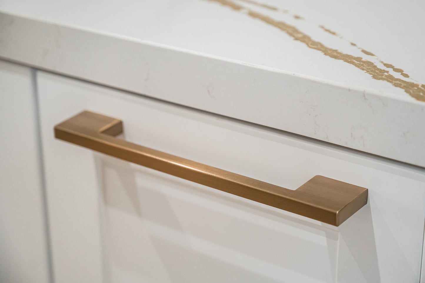 La Reve Frameless Shaker