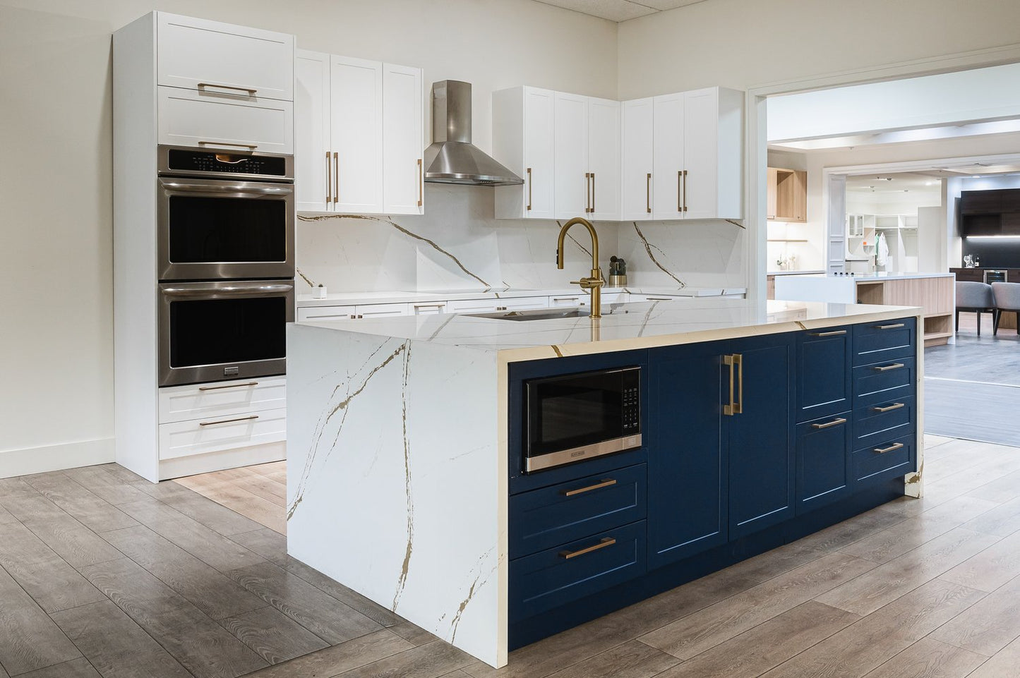 La Reve Frameless Shaker