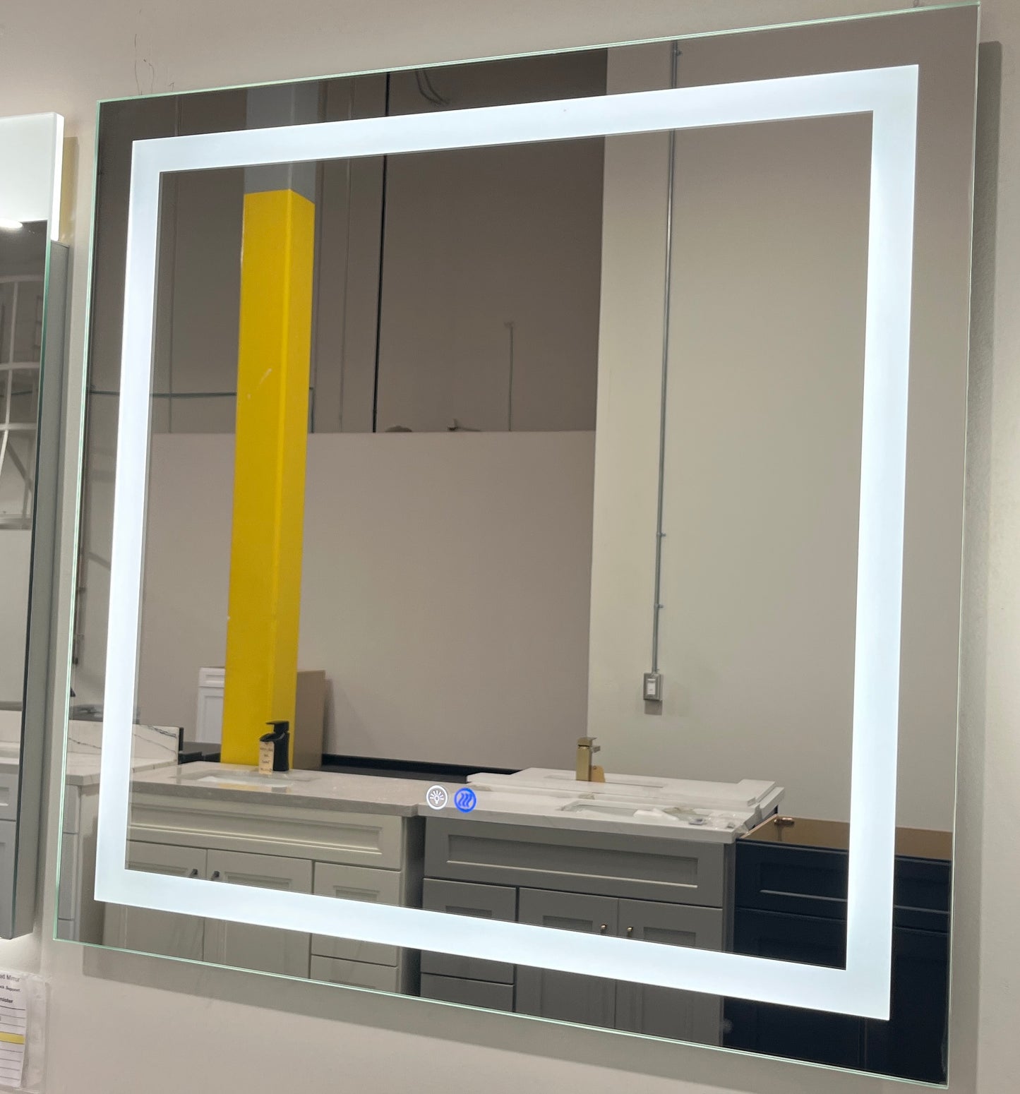 Luster LED Mirror