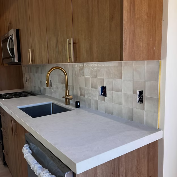 Playa Bahamas Sintera Silica-Free Quartz Slab