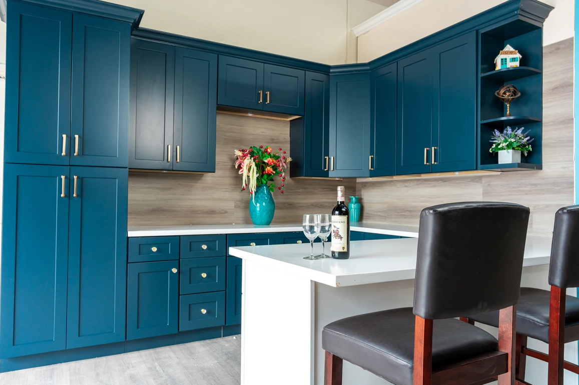 Navy Blue Shaker