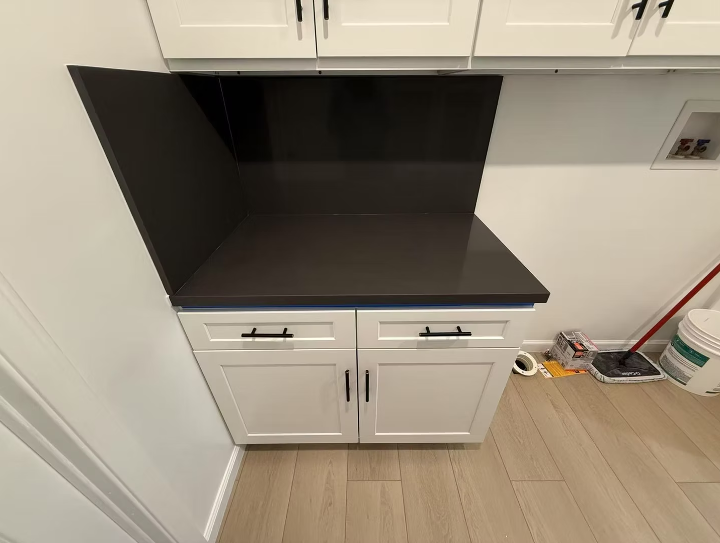 Pure Black Quartz Slab