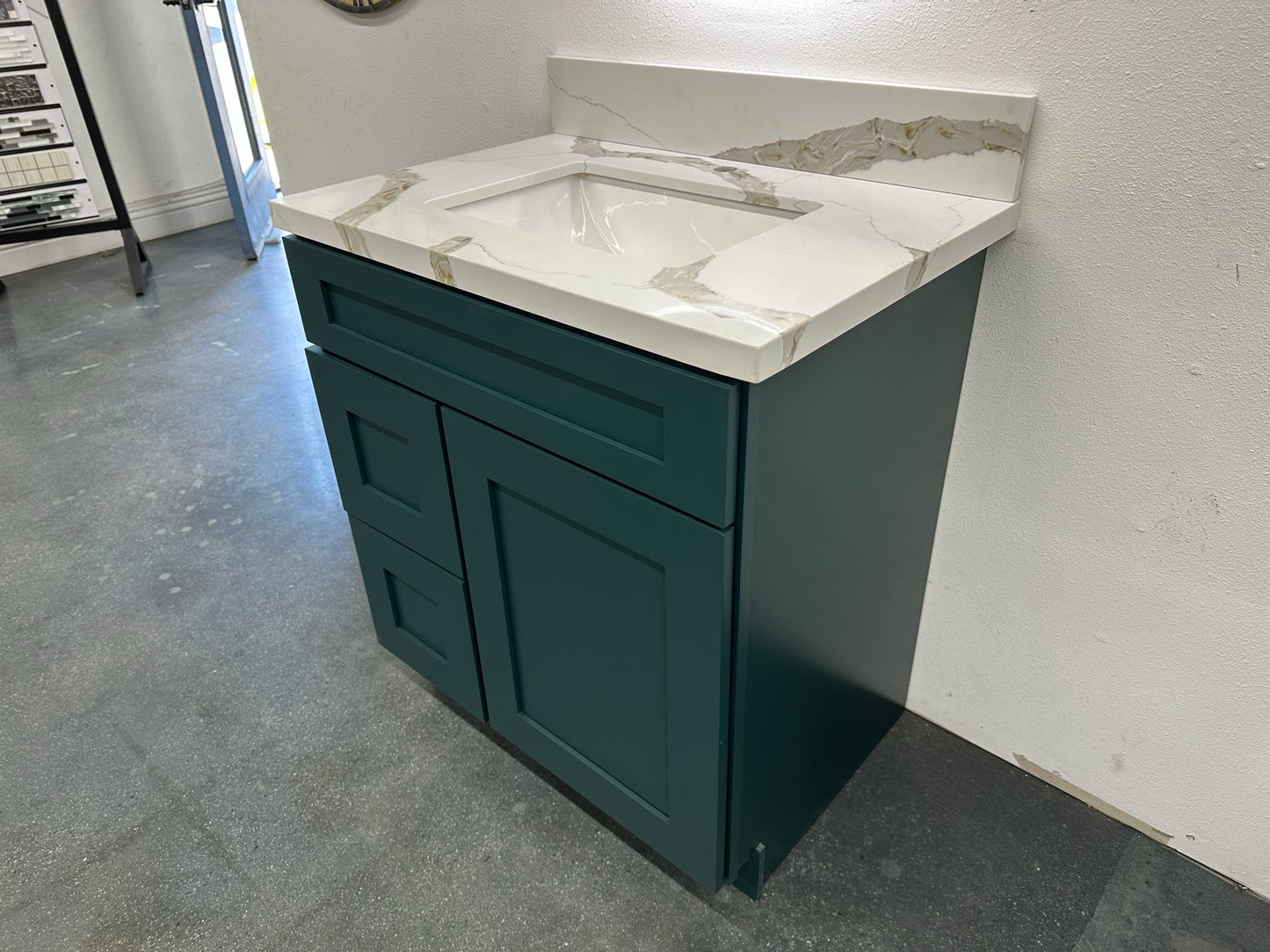Calacatta Gold Quartz Vanity Top