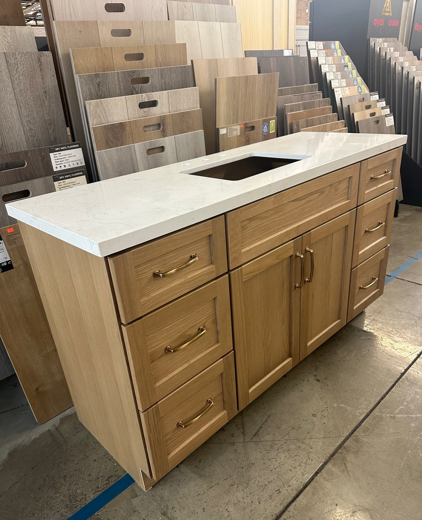 Oak Shaker