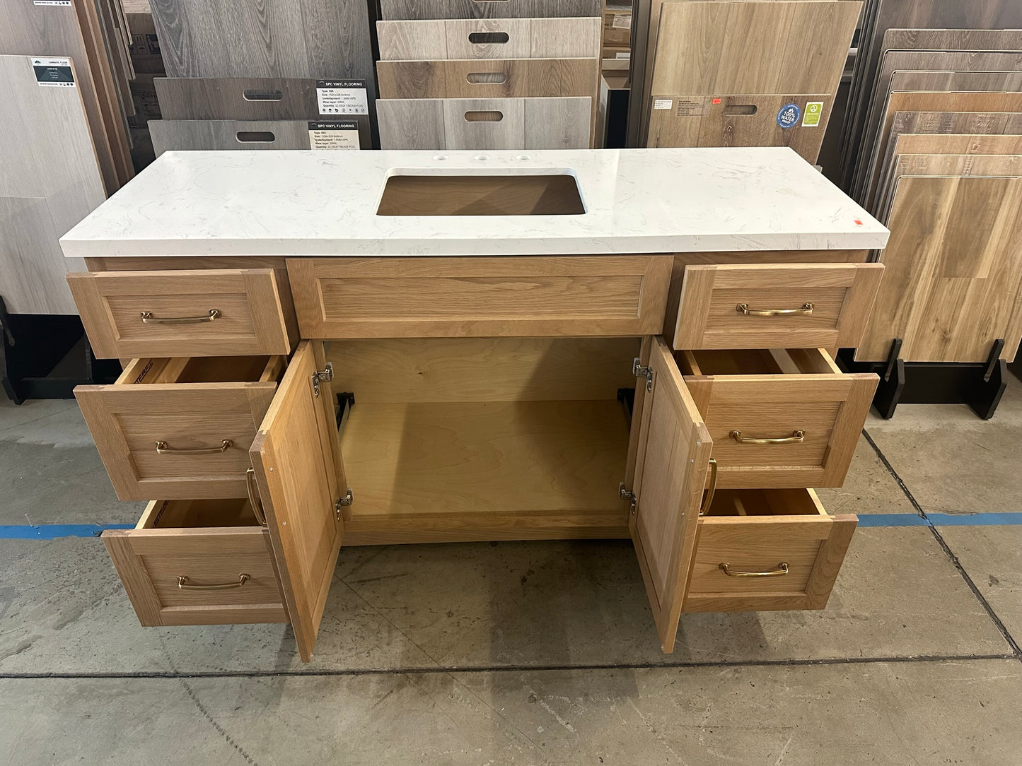 Oak Shaker