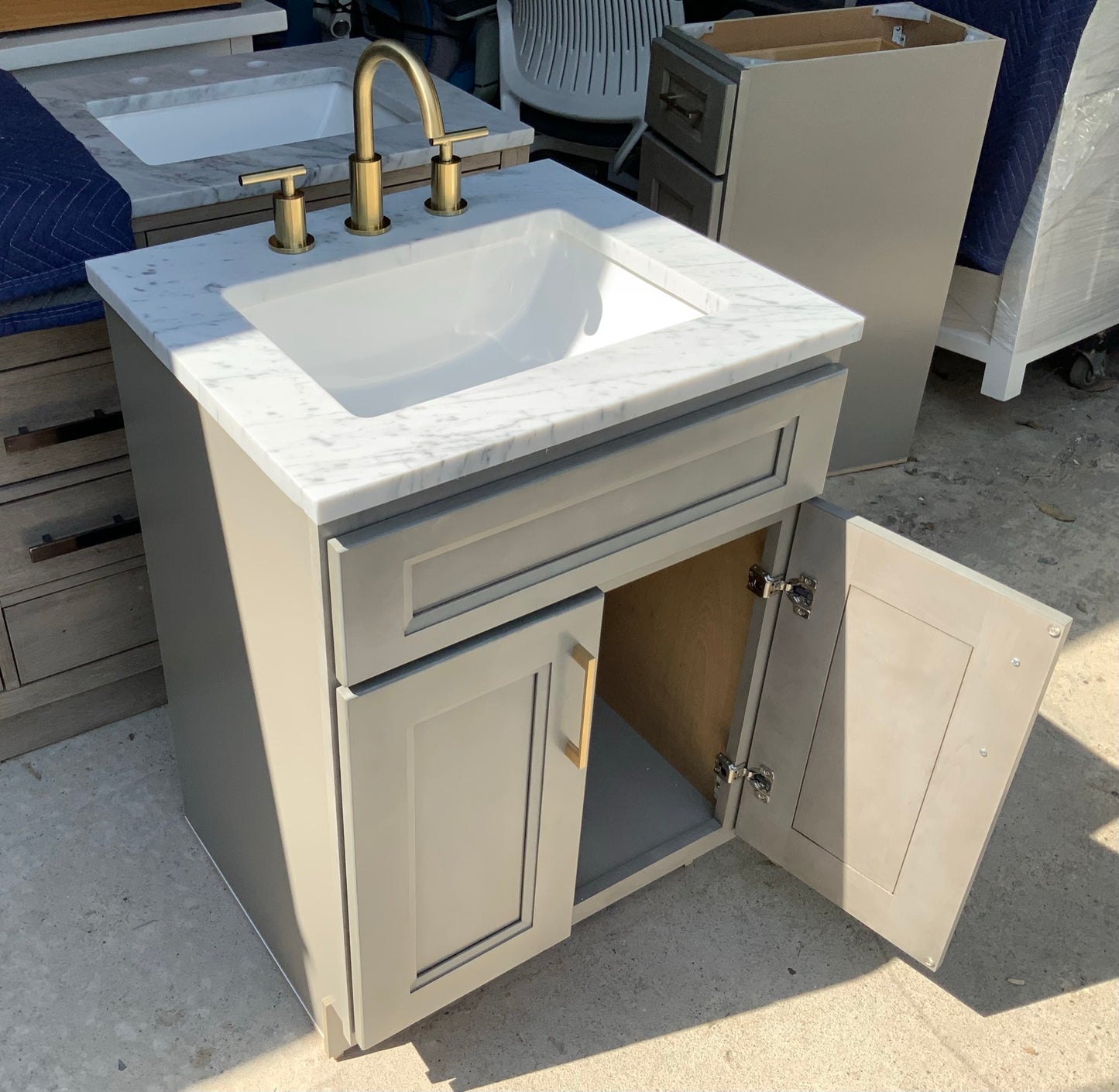 Ash Brown Double Shaker