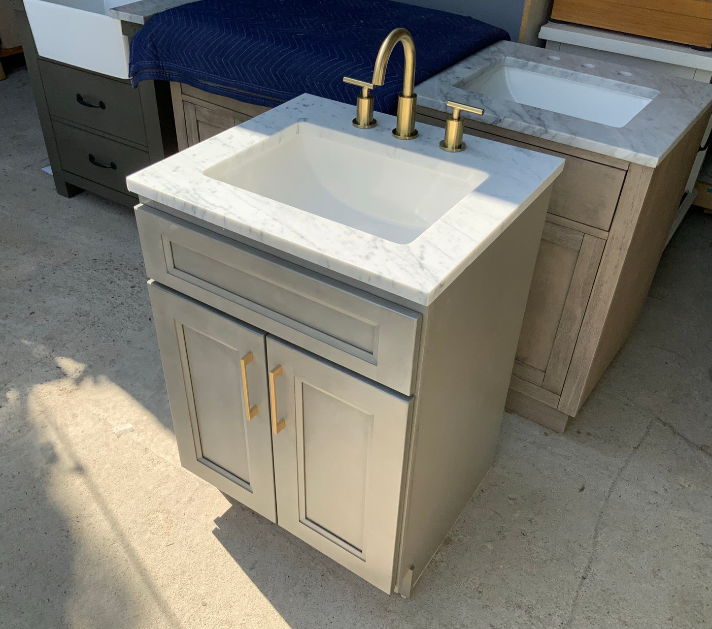 Ash Brown Double Shaker