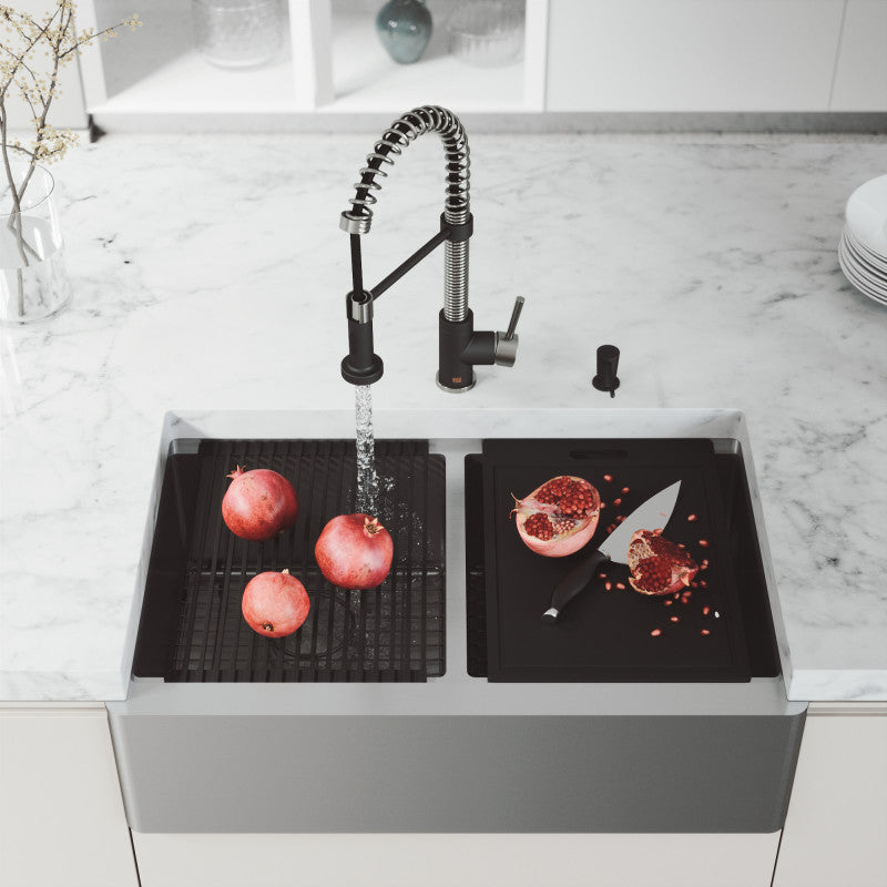 Oxford Flat 33" Stainless Steel Apron / Farmhouse Double Basin Kitchen Sink with Workstation