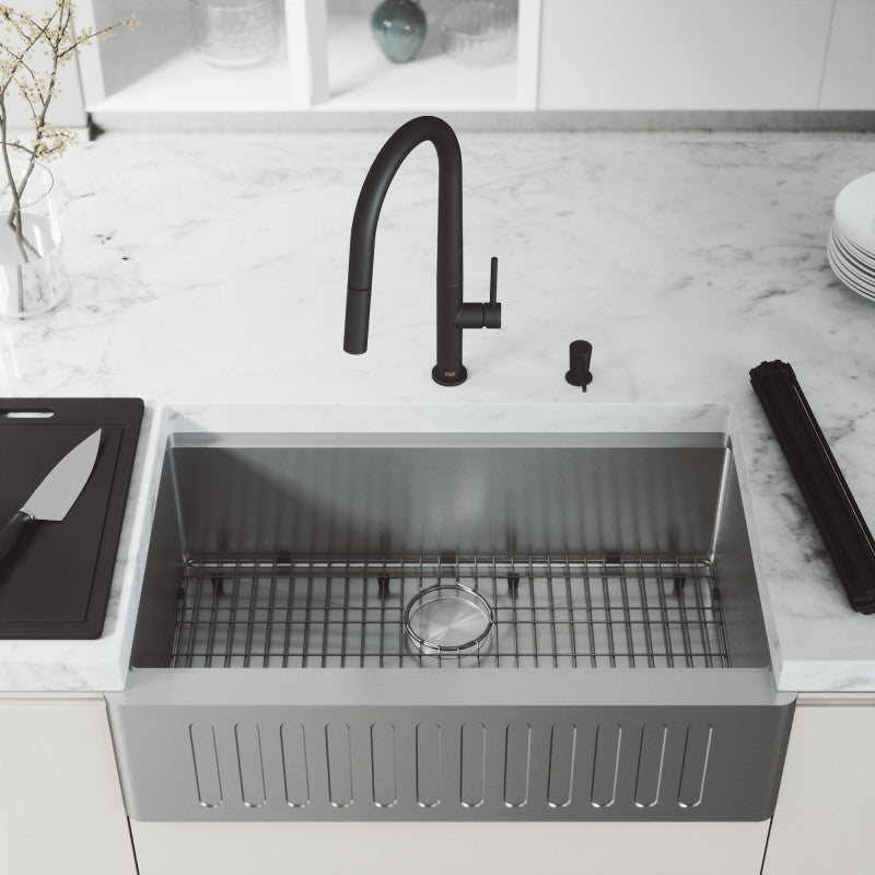 Oxford Fluted 33" Stainless Steel Apron / Farmhouse Kitchen Sink with Workstation