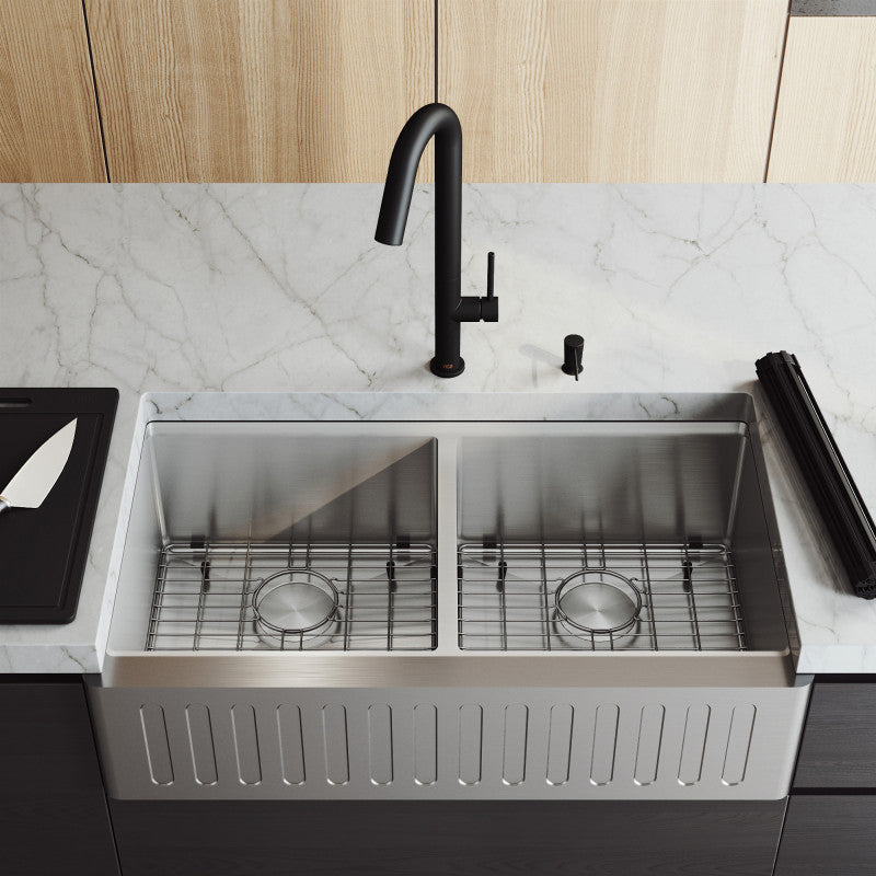Oxford Fluted 36" Stainless Steel Apron / Farmhouse Double Basin Kitchen Sink with Workstation